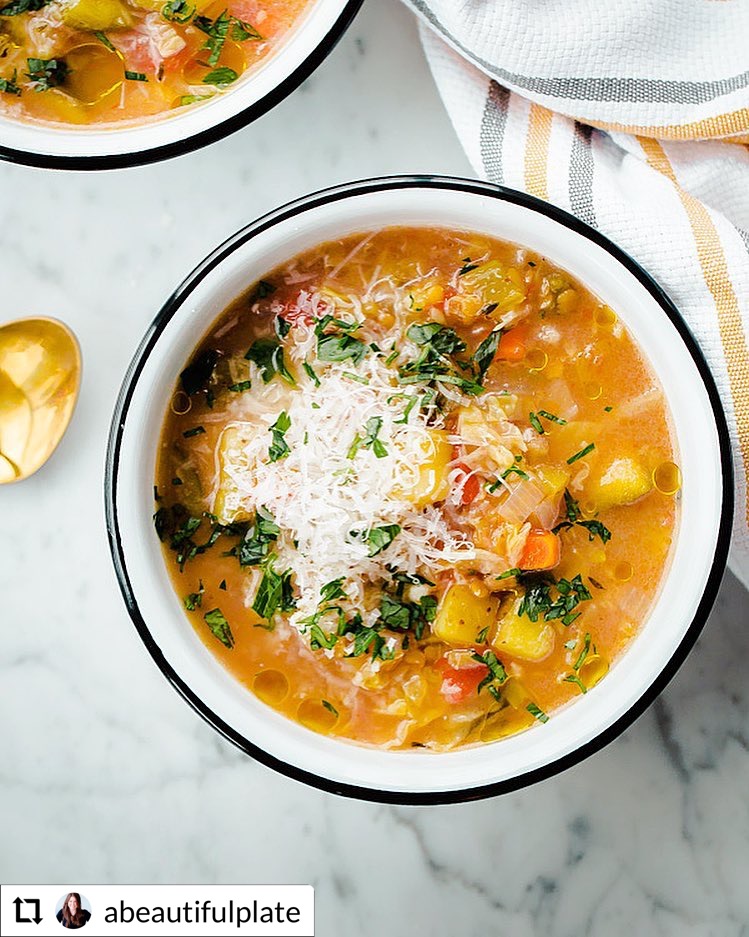 Picture of vegetable soup